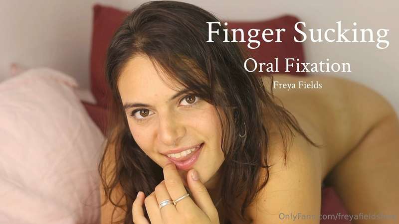 "Finger Sucking"

This video is for those of you who like lo..