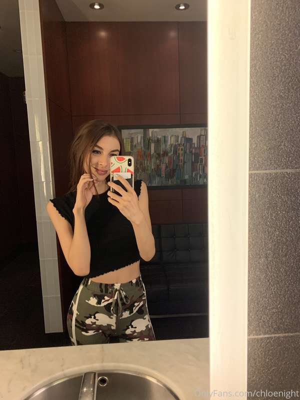 chloenight image #1