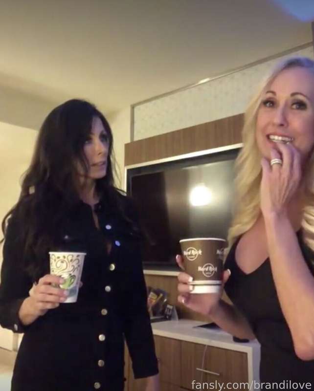 Foto 25 de Brandi Love en Tocromo