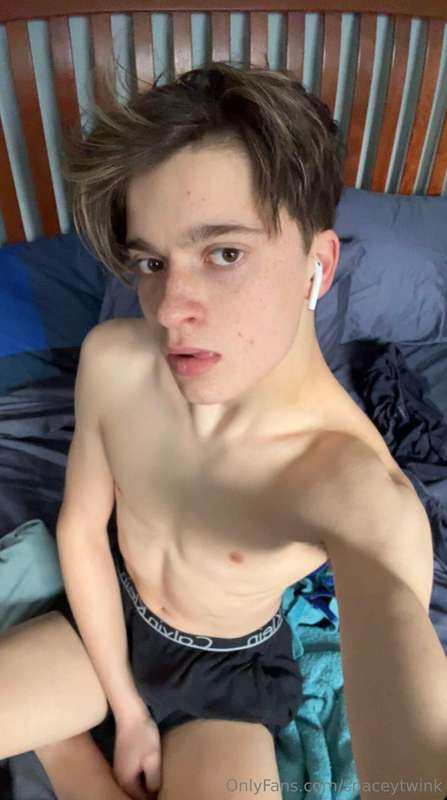 spaceytwink