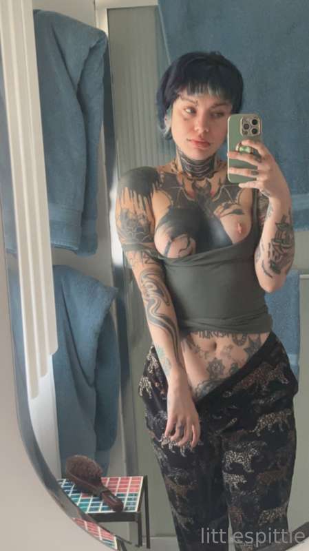 Tits and a bedhead