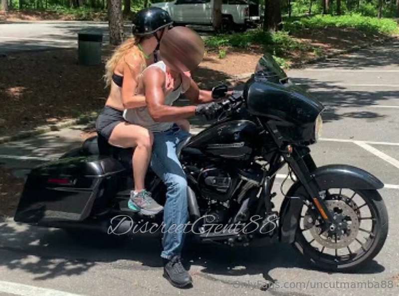 That’s not the only big black thing she rode that day.
