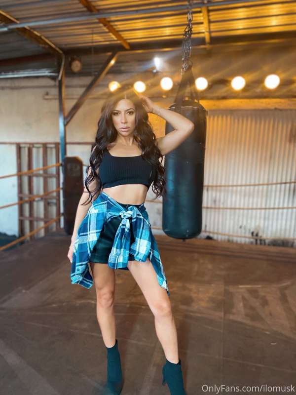 Can’t wait to show you what I’m up to 😈