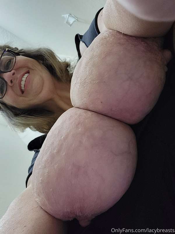 lacybreasts