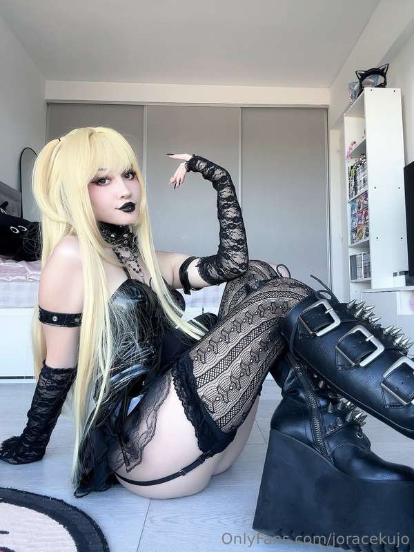 1 o 2🖤?