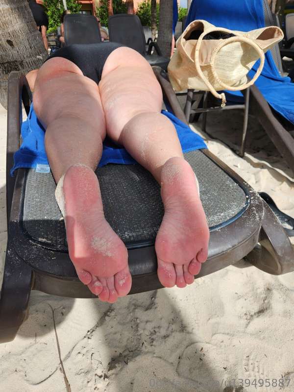 foot-mistress-miss-b