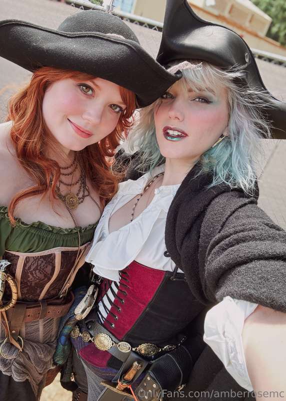 Faire time with @bluejayvip  If you’d like to buy us a flago..