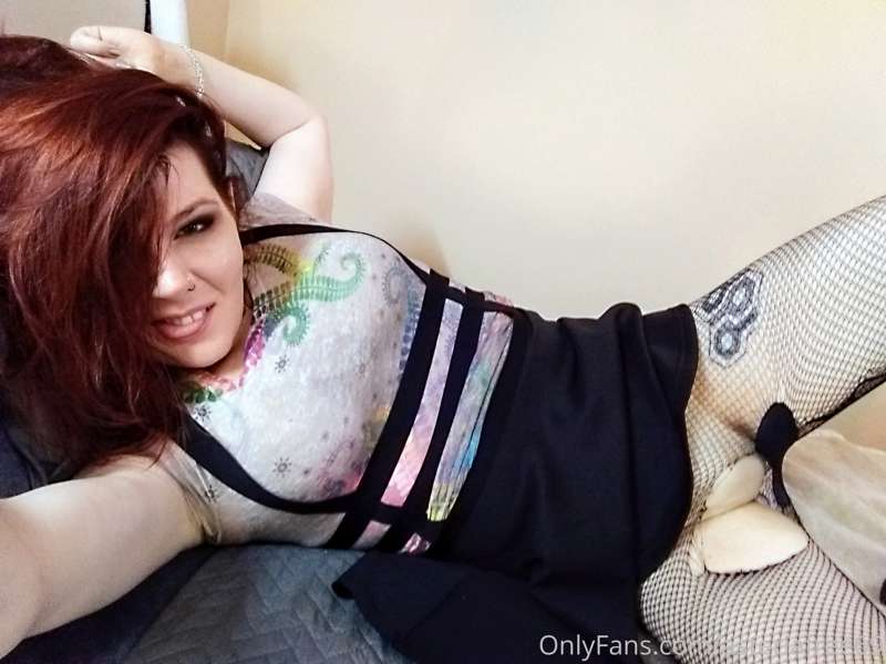 Like what you see? Come check out my paid account for full v..