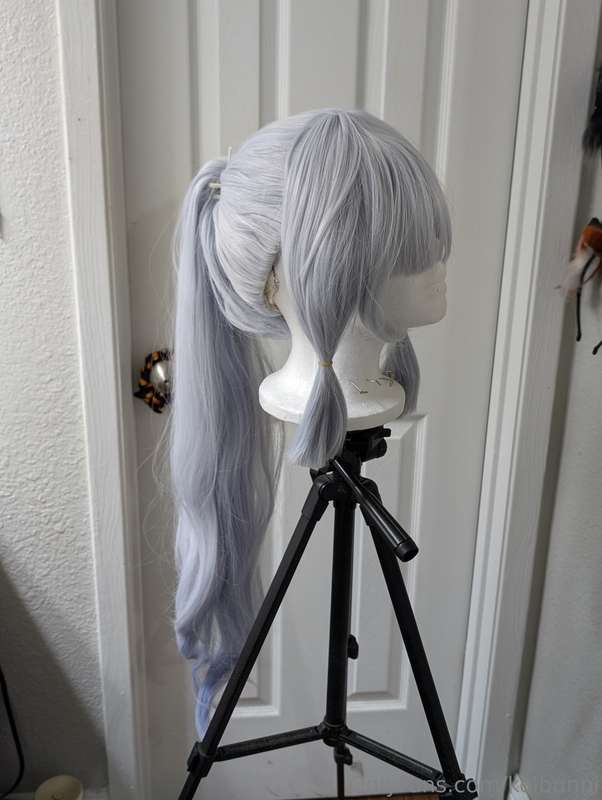 First time trying this wig styling technique!!! Fuck my hand..