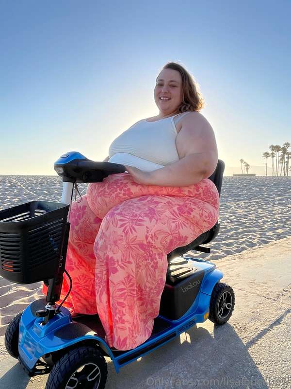 I finally got a scooter, and I already love it so much! I ca..