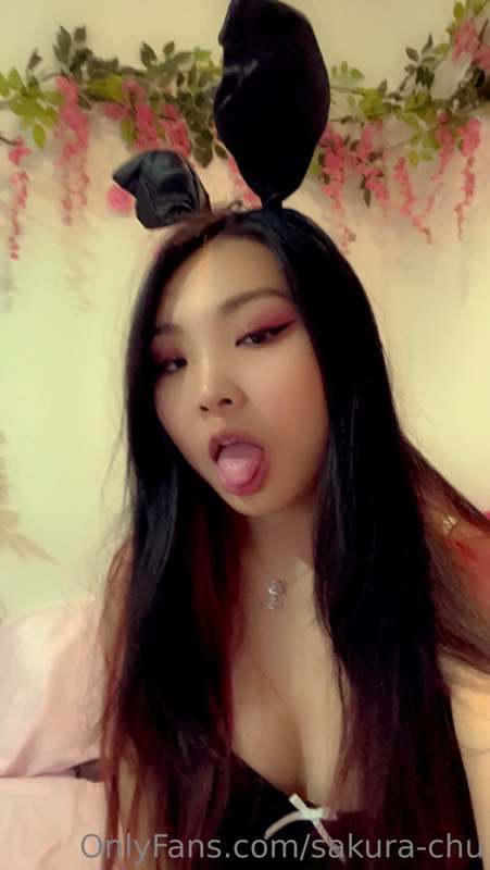 Do you like being 👅?😋