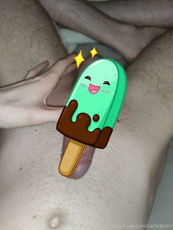 Two high res wank videos & two pictures of my cock :). I pre..