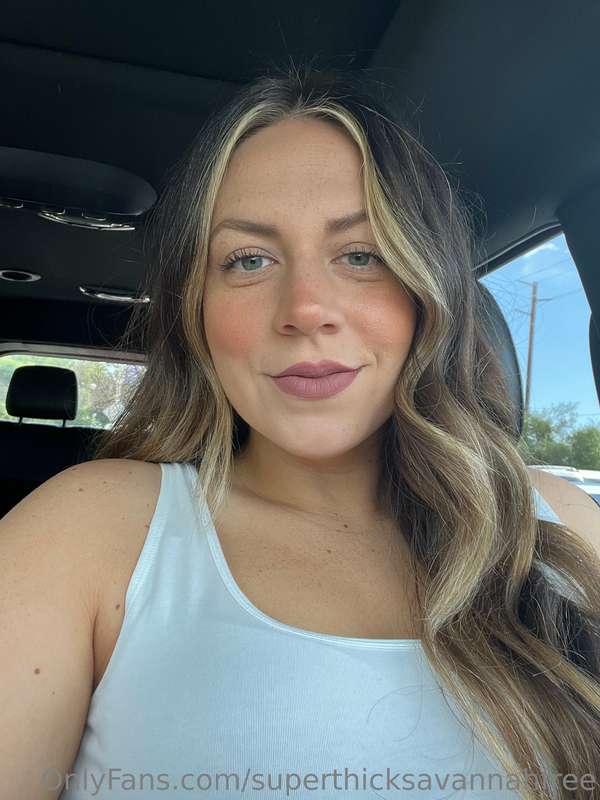 Happy Monday 🤪 I wish I was road tripping to the mountains t..