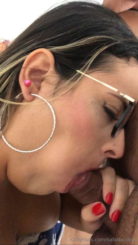 Do you want to watch the full video?  Você quer assistir o v..