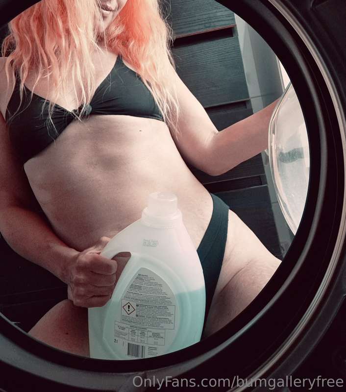 🫧🫧Laundry day🫧🫧

Pistänkö kiimapöksyt pesuun vai lähetänkö s..