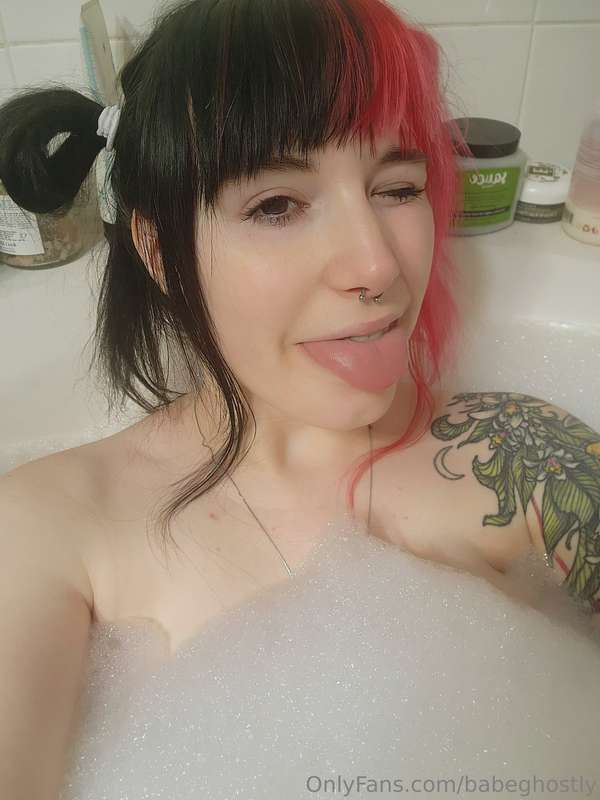 babeghostly image #6