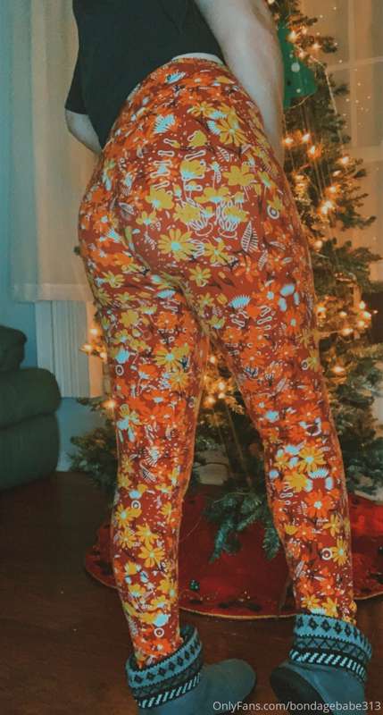 Tip for ass shaking vids in these
