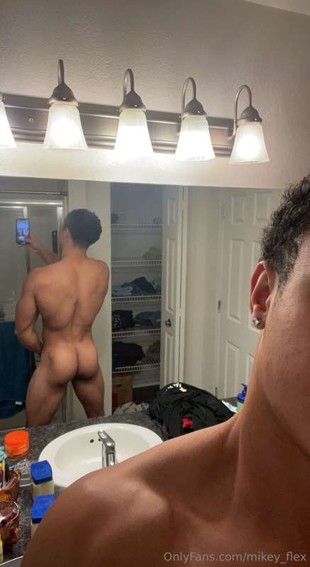 mikey_flex