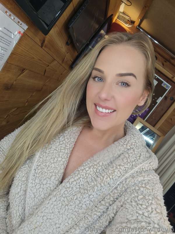 Good morning, come and chat with me right now, i need some m..