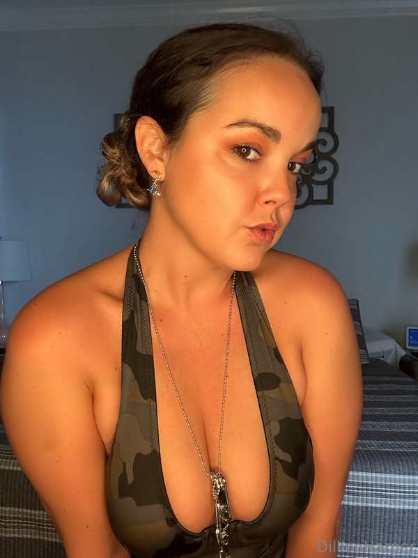 Photo 389 de Dillion Harper sur Tocromo
