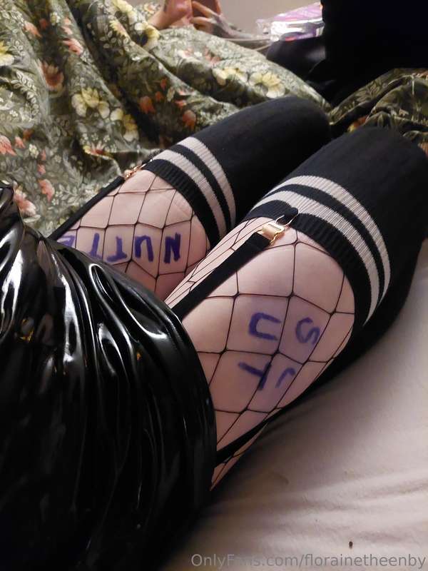 When people write in your fishnet mesh at the party. 🙈 🥵