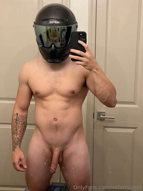 If only someone was here with me 😏😘🍆