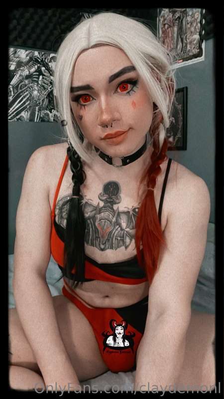 Thought that this bikkini would fit the harley look haha