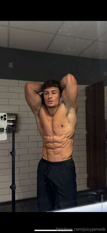 juicyalphajamesb