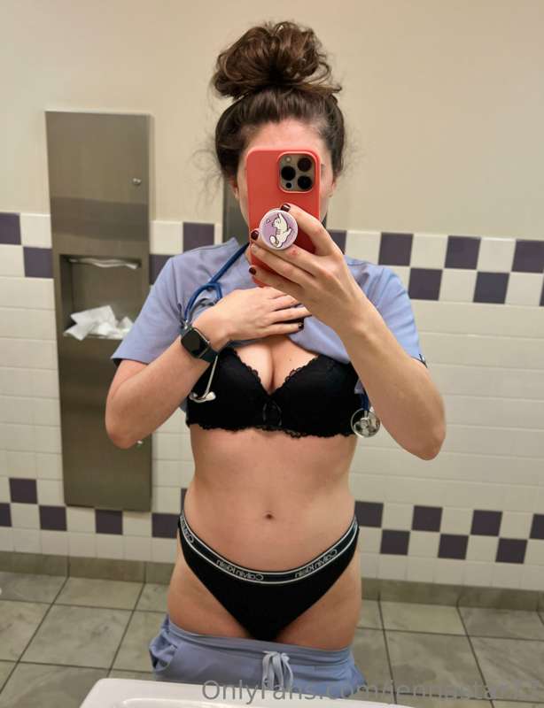 Got so horny between patients