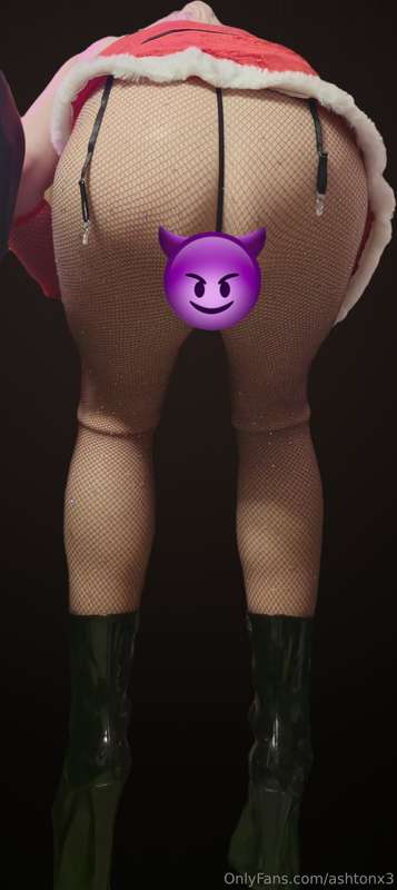 ashtonx3 image #0