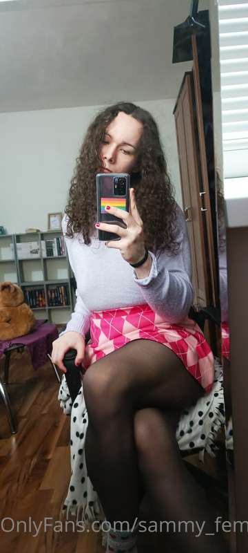 Happy Femboy Friday!!! <3