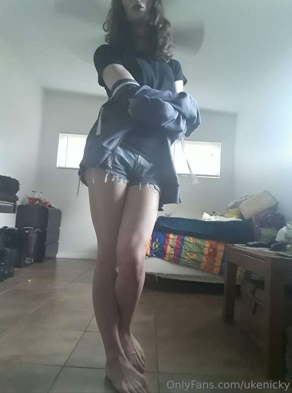 ukenicky image #1