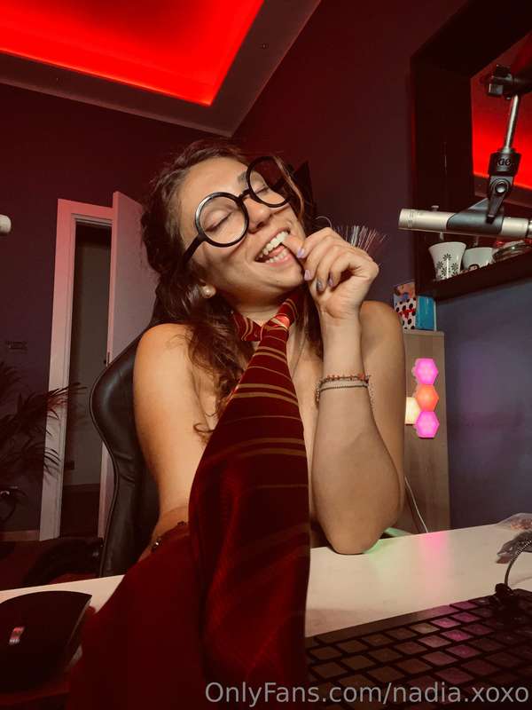 nadia_asmr_lover