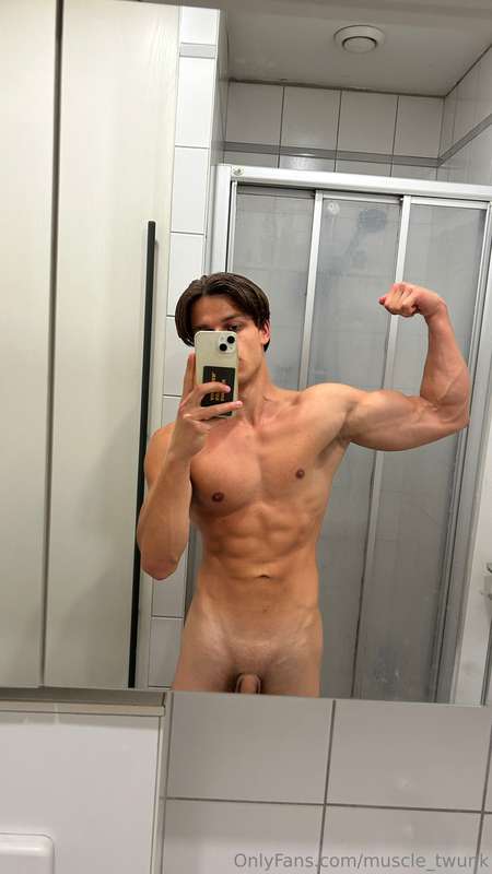 muscle_twunk
