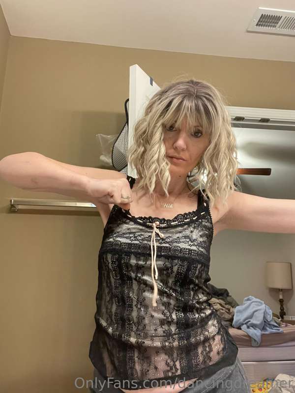 Stretching getting ready to LIVE it up? What are you doing t..