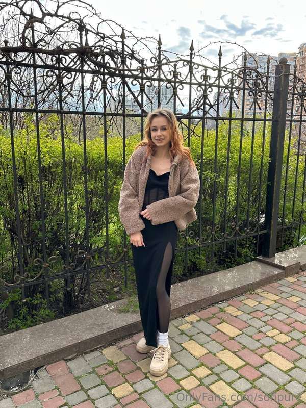 Walking through the city with a head full of dreams and a he..
