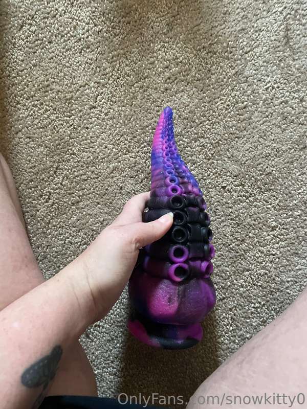 New toy just came in 😈 head over to my VIP to watch me use i..