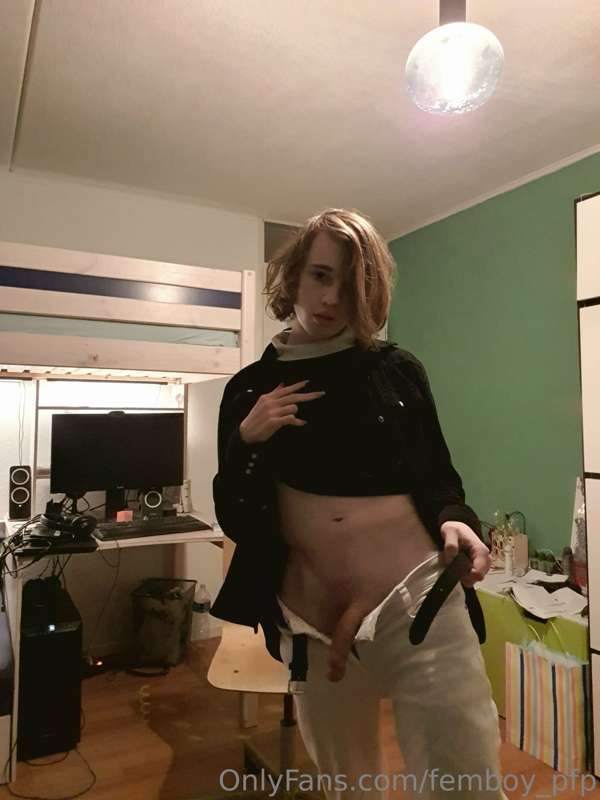 femboy_pfp image #14