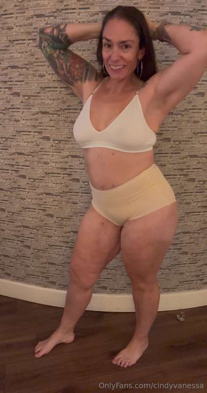 cindyvanessa image #4