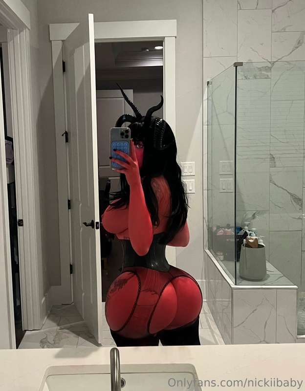 NEW red hot devil body paint cosplay dropping tonight 👹 I ha..
