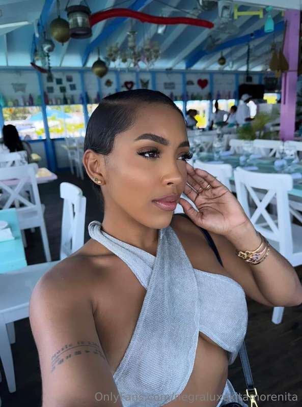 negraluxexitamorenita