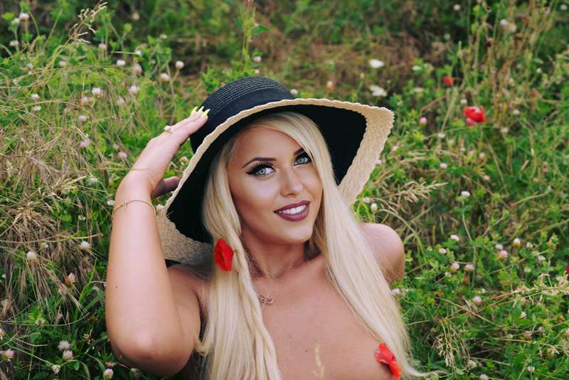 sophie.cox