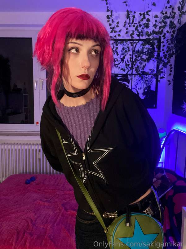 ladies and gentlemans....her