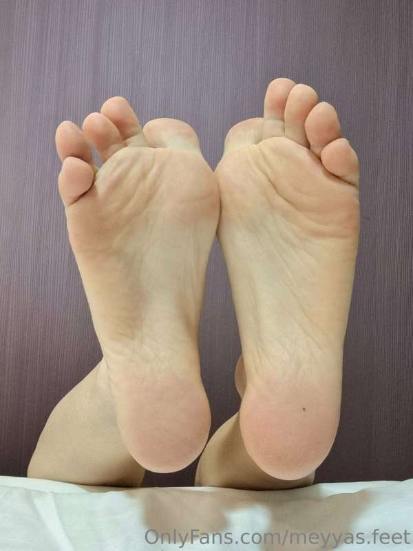 meyyas.feet