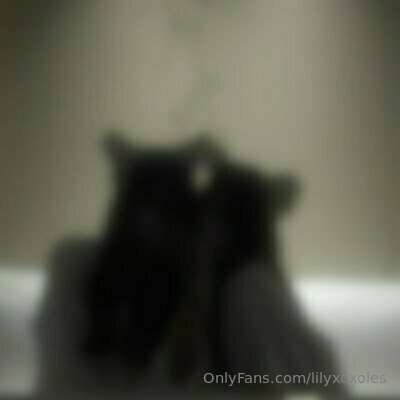 lilyxoxoles