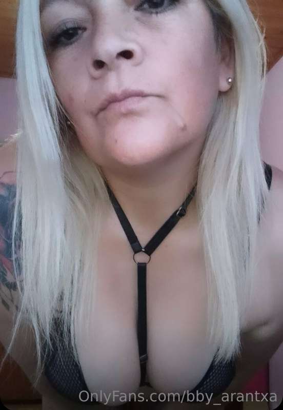 What are you waiting for to follow my friend? she is new her..