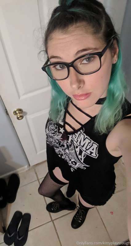 kittyplaysrough image #1