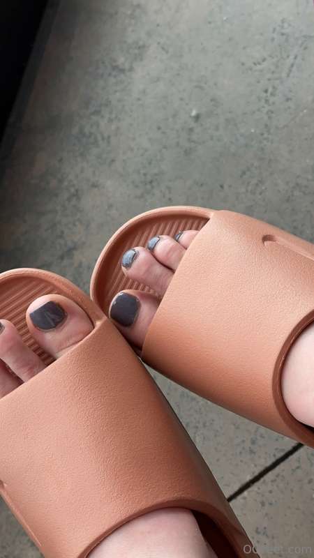 I’m in the mood to tease you even more today 💅
