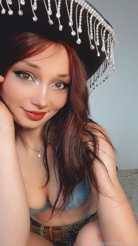 pixiecat image #9