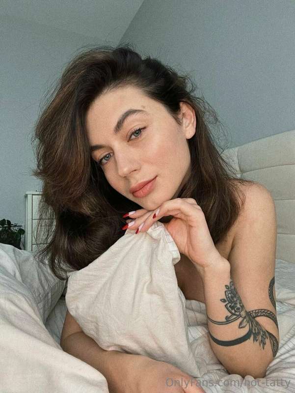 They say that your mood depends on who you wake up with... B..